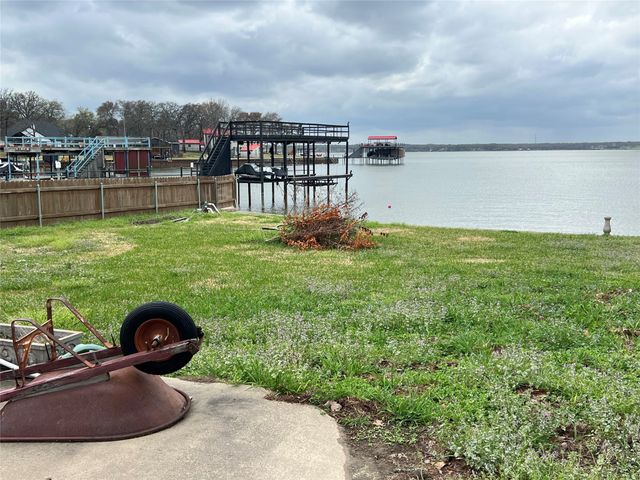 135 Island Park, Gun Barrel City, TX 75156