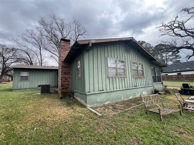 135 Island Park, Gun Barrel City, TX 75156