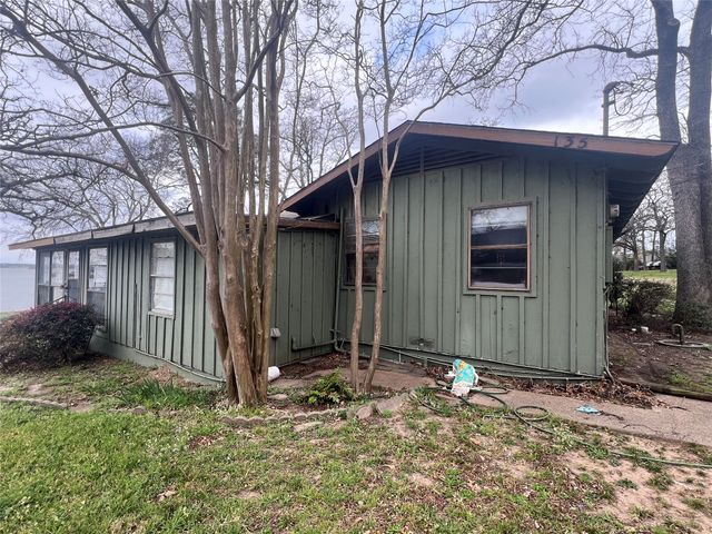 135 Island Park, Gun Barrel City, TX 75156