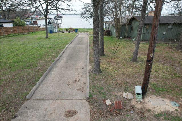 135 Island Park, Gun Barrel City, TX 75156