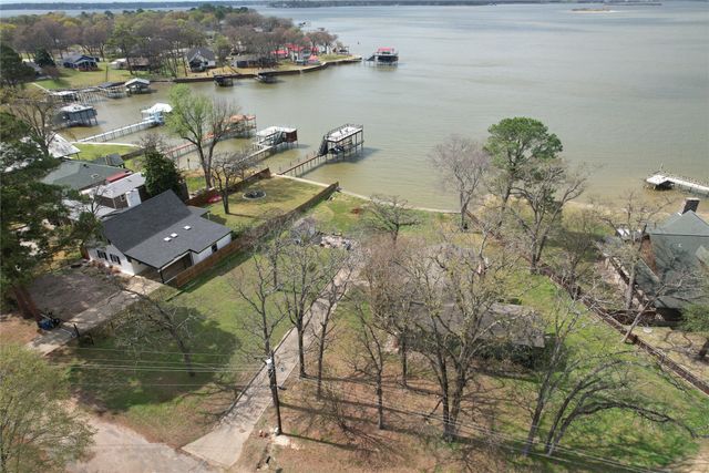 135 Island Park, Gun Barrel City, TX 75156