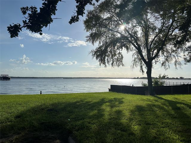 135 Island Park, Gun Barrel City, TX 75156