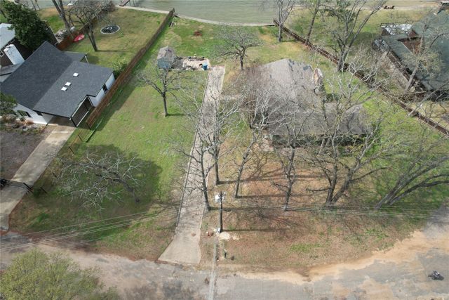 135 Island Park, Gun Barrel City, TX 75156
