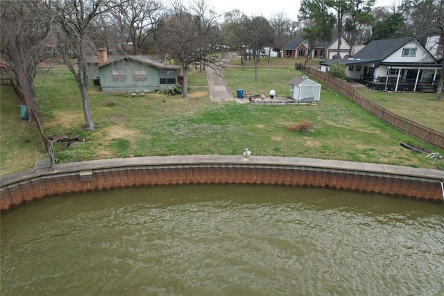 135 Island Park, Gun Barrel City, TX 75156