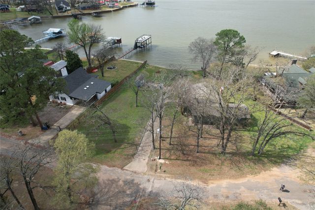 135 Island Park, Gun Barrel City, TX 75156