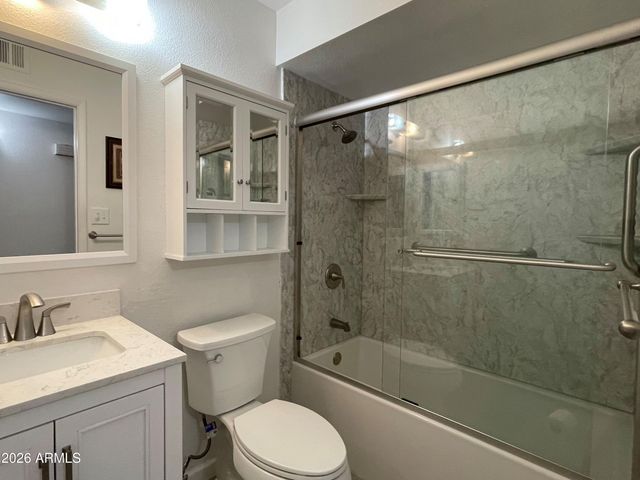 3033 S Longmore --, Mesa, AZ 85202