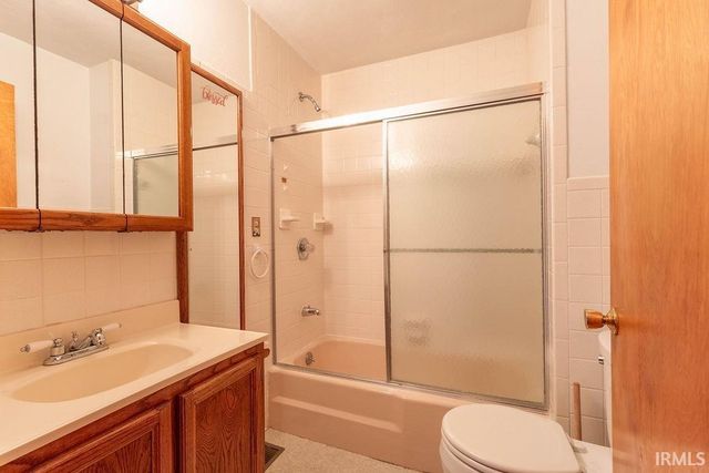 2706 Maple Drive, New Castle, IN 47362