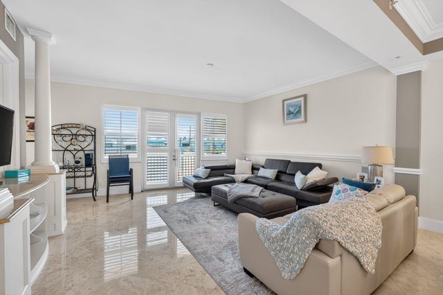 4332 Seagrape Drive 4, Lauderdale-By-The-Sea # 4, Lauderdale By The Sea, FL 33308