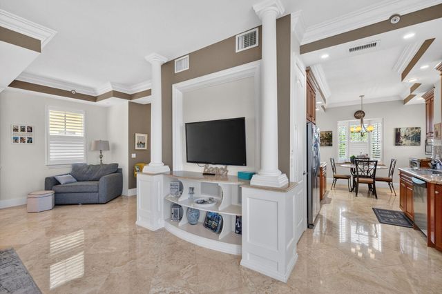 4332 Seagrape Drive 4, Lauderdale-By-The-Sea # 4, Lauderdale By The Sea, FL 33308