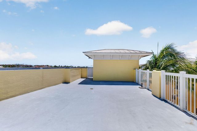 4332 Seagrape Drive 4, Lauderdale-By-The-Sea # 4, Lauderdale By The Sea, FL 33308