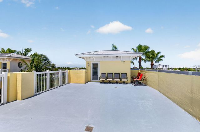 4332 Seagrape Drive 4, Lauderdale-By-The-Sea # 4, Lauderdale By The Sea, FL 33308