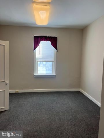 151 E MAIN STREET, Ephrata, PA 17522