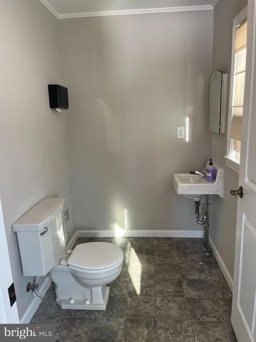 151 E MAIN STREET, Ephrata, PA 17522