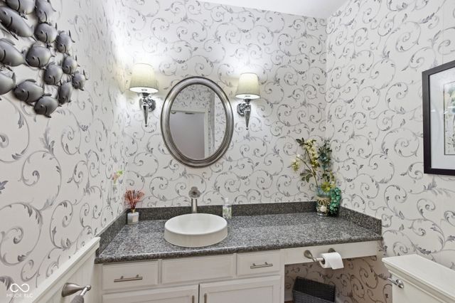 12629 Old Stone Drive, Indianapolis, IN 46236