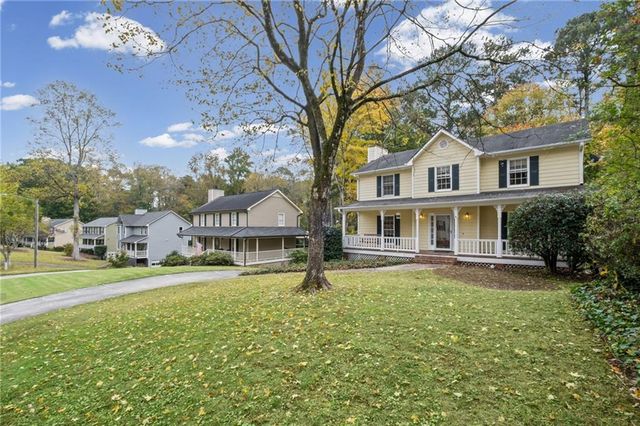 2171 Shillings Chase NW Drive, Kennesaw, GA 30152