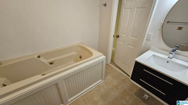 3028 OLD STONE DRIVE, Birmingham, AL 35242