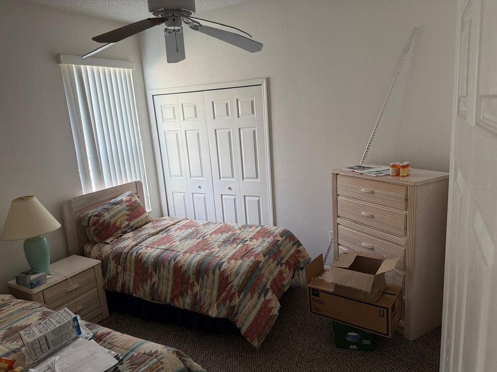 Image 14 of property listing at 471 HOLBORN LOOP, Davenport, FL 33897