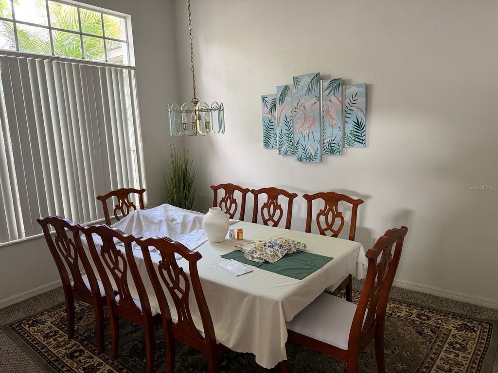 Image 23 of property listing at 471 HOLBORN LOOP, Davenport, FL 33897