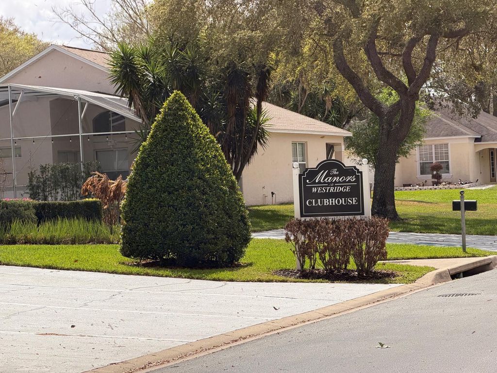 Image 36 of property listing at 471 HOLBORN LOOP, Davenport, FL 33897