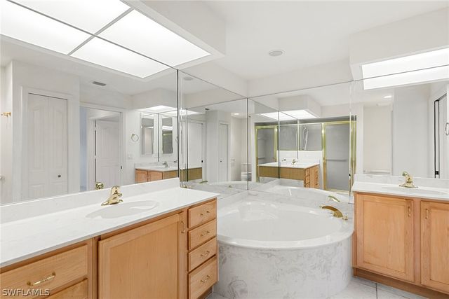 5785 Grande Reserve WAY 9-901, Naples, FL 34110