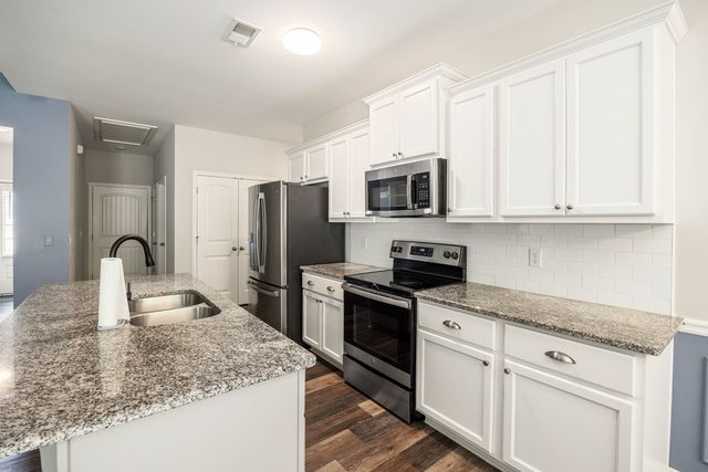 24 Belmont Drive, Fort Mitchell, AL 36856