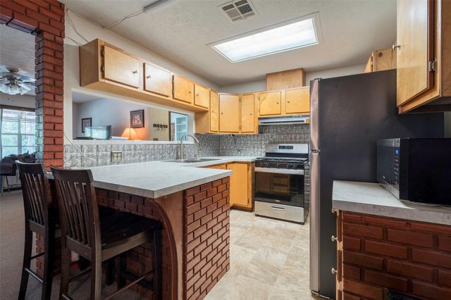 846 Bentwood Bend, Livingston, TX 77351