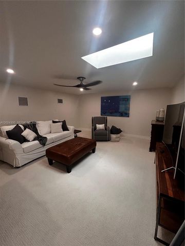 5569 Wind Drift Ln, Boca Raton, FL 33433