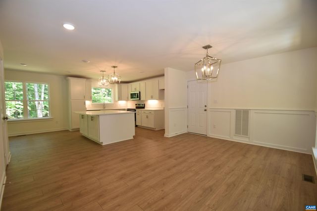 459 LAKE RD HL12B, Troy, VA 22974