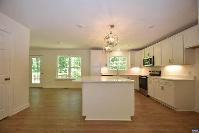 459 LAKE RD HL12B, Troy, VA 22974