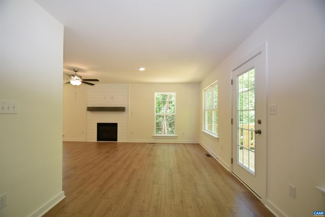 459 LAKE RD HL12B, Troy, VA 22974