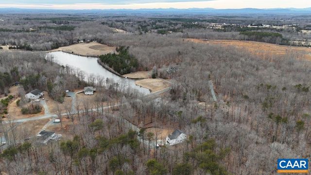 459 LAKE RD HL12B, Troy, VA 22974
