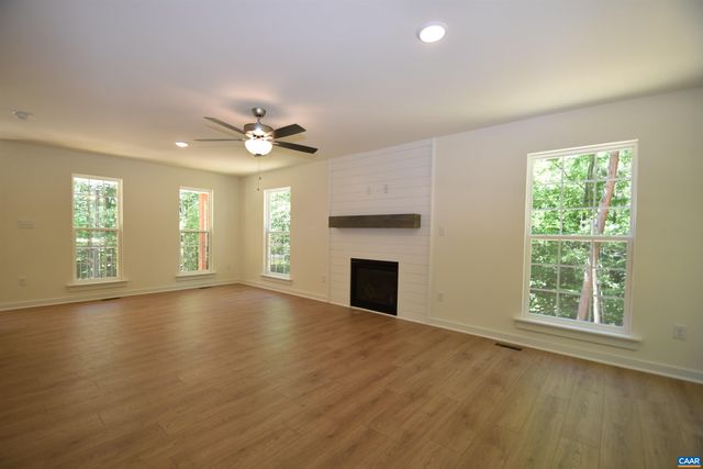 459 LAKE RD HL12B, Troy, VA 22974