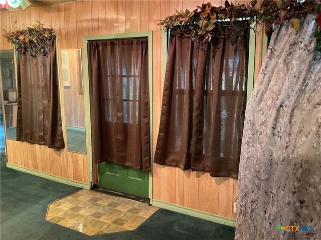 404 Svoboda Street, Yoakum, TX 77995