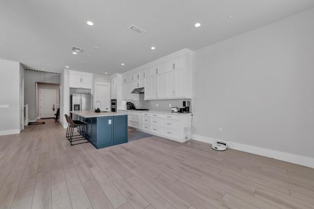 3558 Black Sage St, Folsom, CA 95630