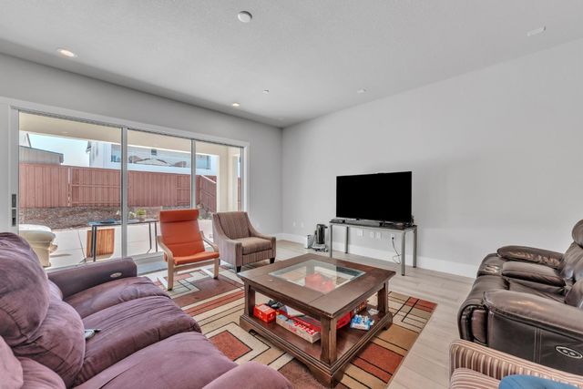 3558 Black Sage St, Folsom, CA 95630