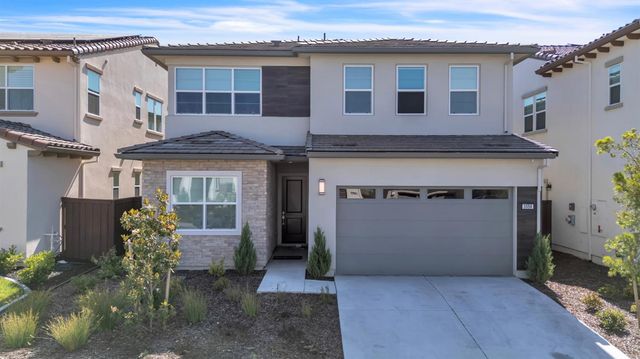 3558 Black Sage St, Folsom, CA 95630