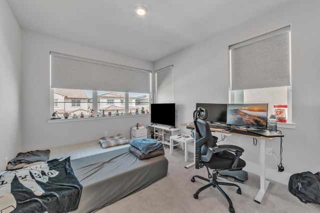 3558 Black Sage St, Folsom, CA 95630