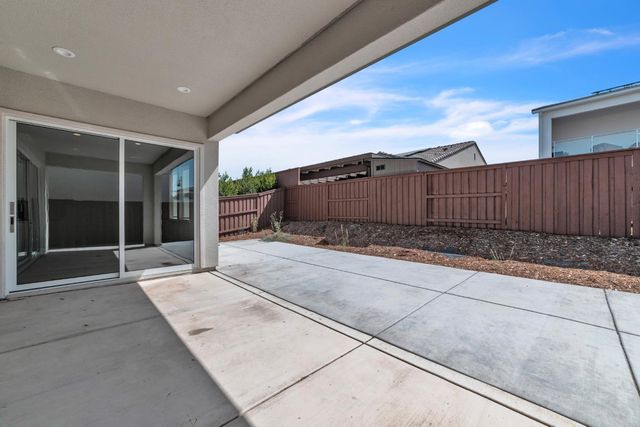 3558 Black Sage St, Folsom, CA 95630