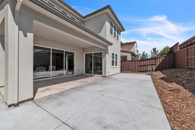 3558 Black Sage St, Folsom, CA 95630