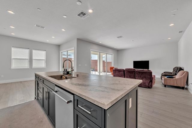 3558 Black Sage St, Folsom, CA 95630