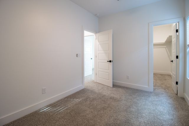 4024A University Ave, Old Hickory, TN 37138