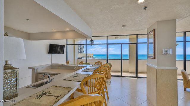2615 S Atlantic Ave Apt 4C, Daytona Beach Shores, FL 32118