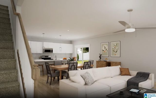 7083 VALLEY BRIDGE ROAD, Hueytown, AL 35023