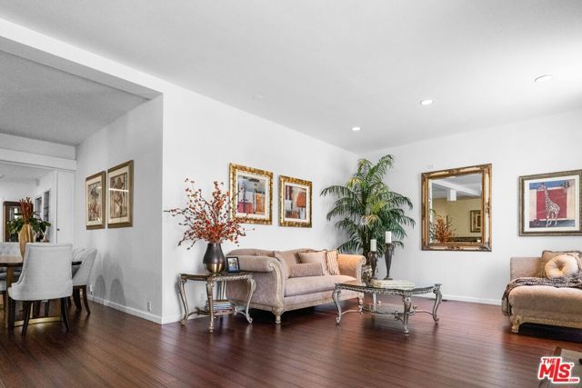 308 W Ellis Avenue, Inglewood, CA 90302