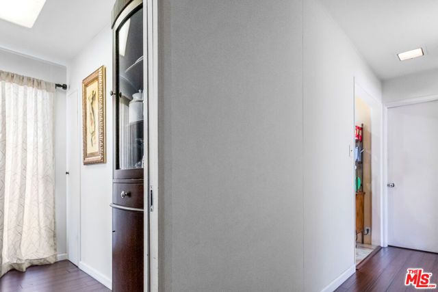 308 W Ellis Avenue, Inglewood, CA 90302