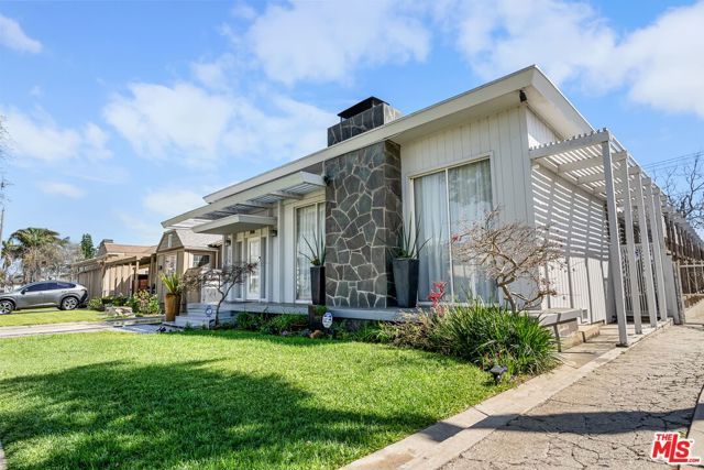 308 W Ellis Avenue, Inglewood, CA 90302