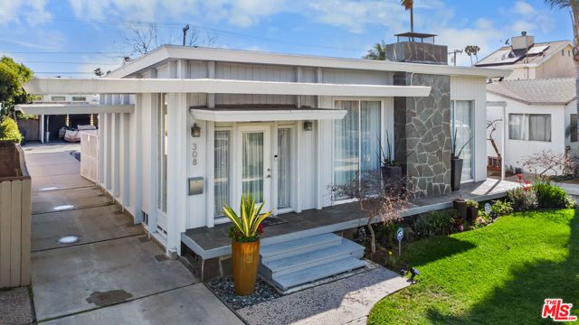 308 W Ellis Avenue, Inglewood, CA 90302