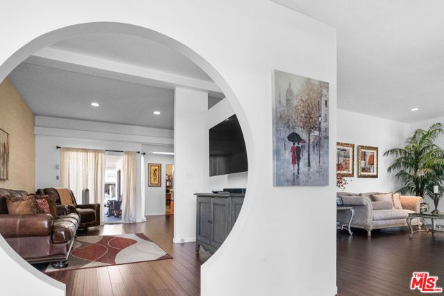 308 W Ellis Avenue, Inglewood, CA 90302