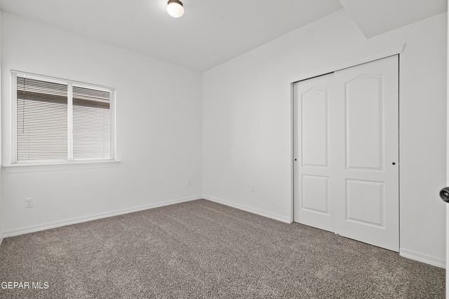 13853 Summer Story Avenue, Horizon City, TX 79928