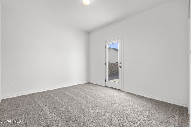 13853 Summer Story Avenue, Horizon City, TX 79928